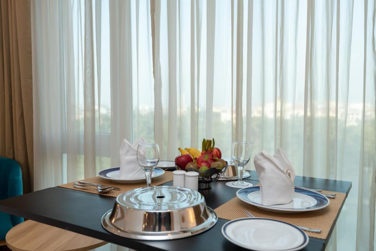 Expoinn Suites And Convention Greater Noida Eksteriør billede